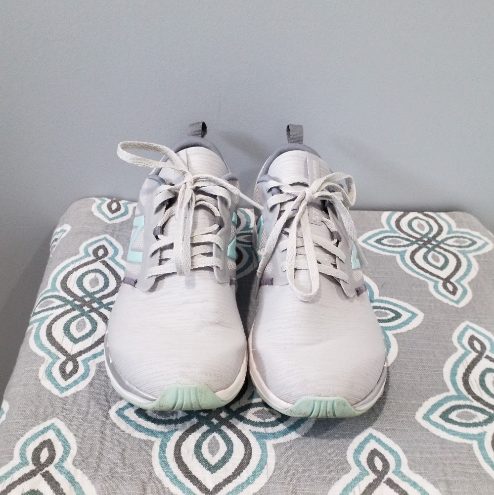 Womens New Balance 577 sneakers